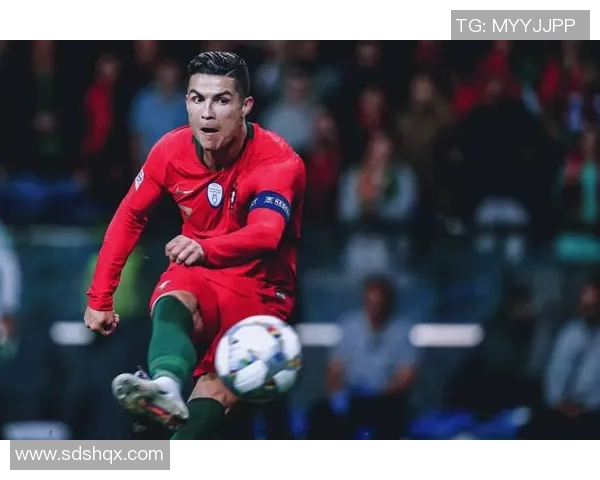 足球巨星C罗的辉煌职业生涯与成就全解析 足球巨星C罗的辉煌职业生涯与成就全解析