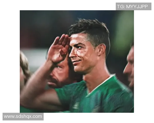 成熟足球明星男士的魅力与风采展现于头像之中