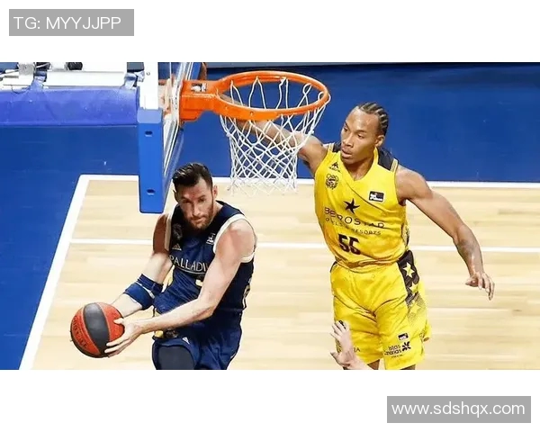 巴伦西亚主场迎战曼雷萨期待精彩对决双方争夺胜利的关键时刻 巴伦西亚主场迎战曼雷萨期待精彩对决双方争夺胜利的关键时刻