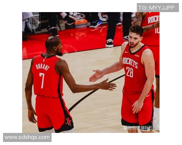 火箭队与骑士精彩对决全场录像回放分析及精彩瞬间集锦 火箭队与骑士精彩对决全场录像回放分析及精彩瞬间集锦